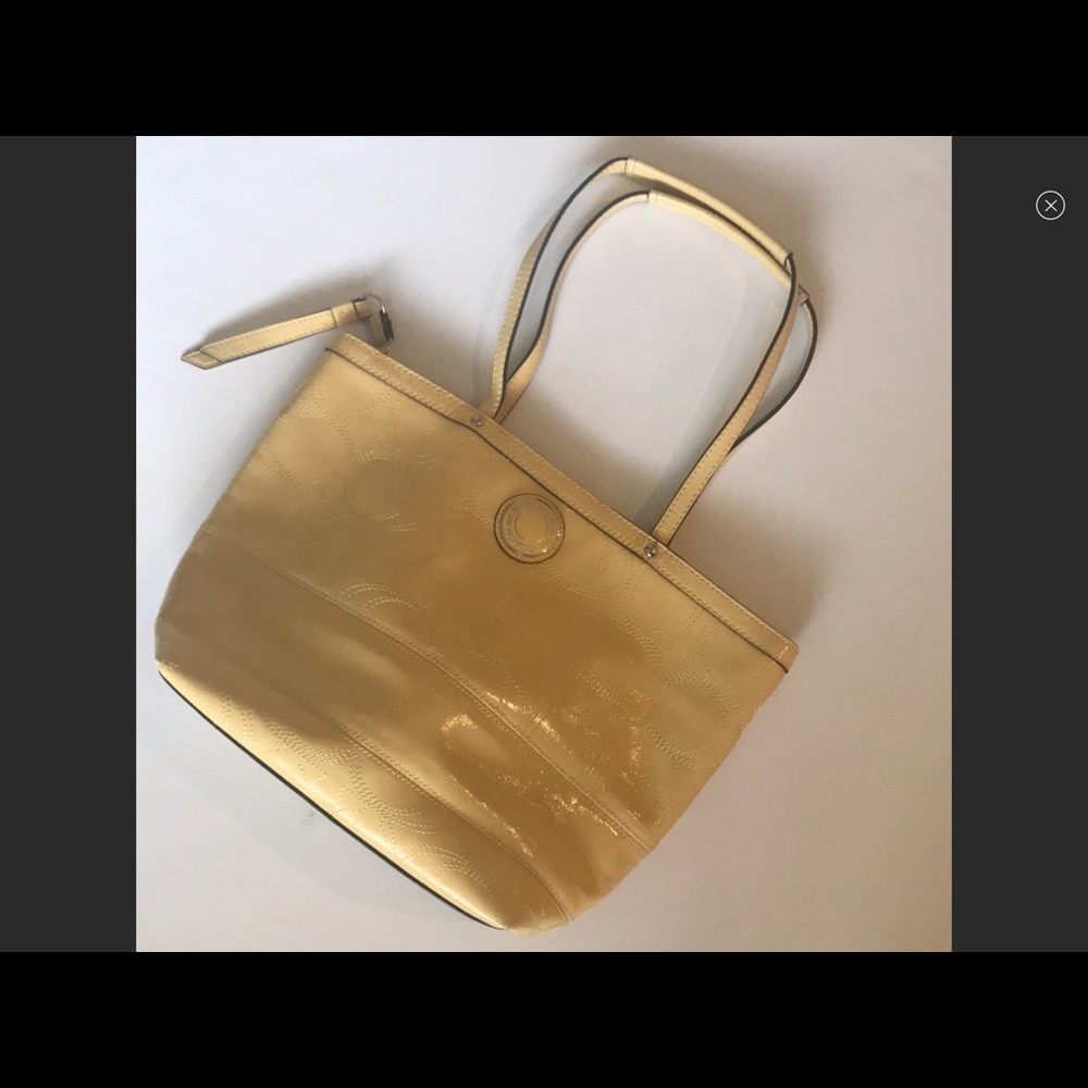 Coach shoulder purse